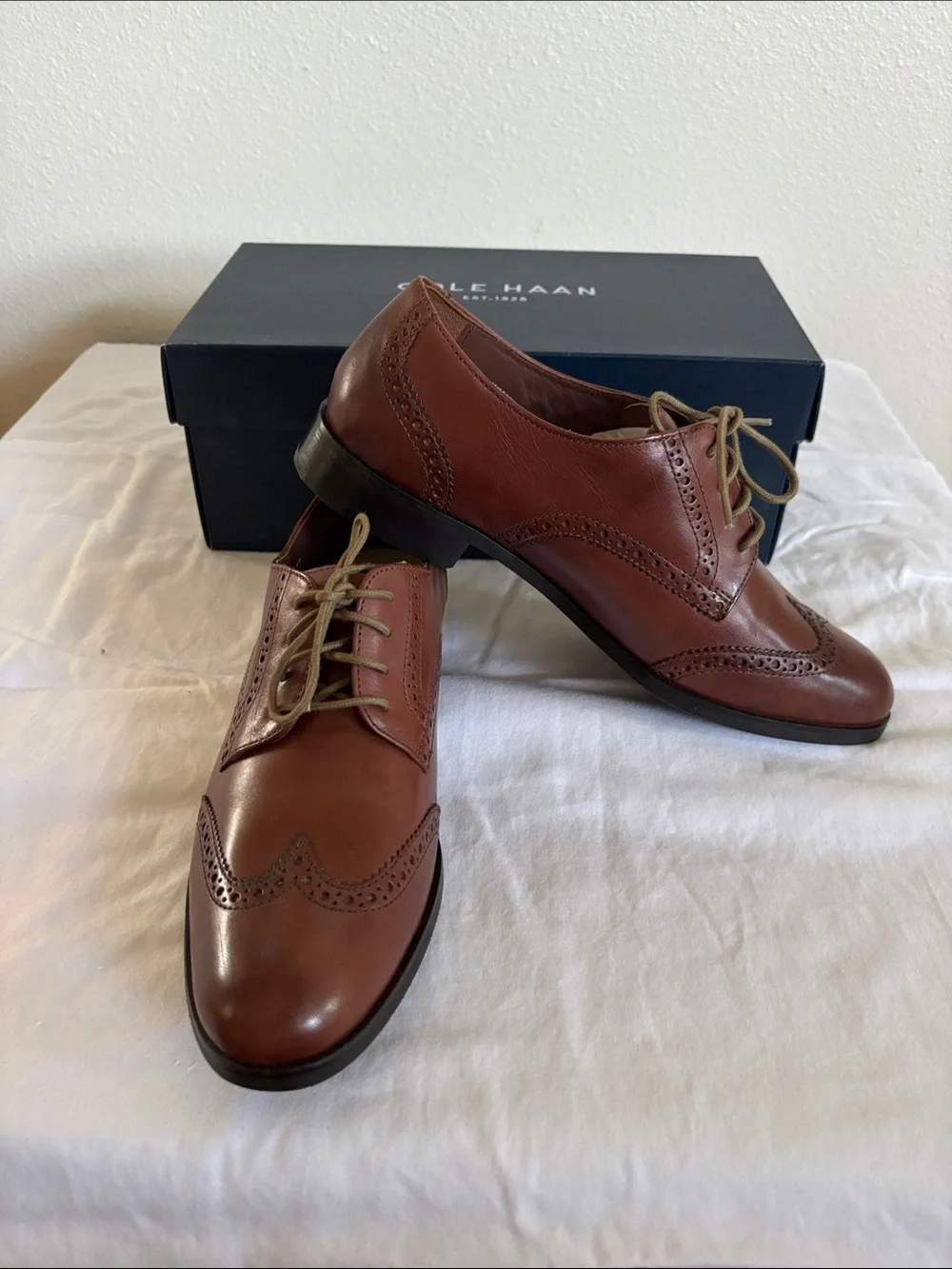 NEW IN BOX Womens Cole Haan Brown Leather Wingtip Derby Oxfords